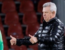 Durante la temporada, Javier Aguirre fue cuestionado en diversas ocasiones respecto a la posibilidad de renovar su contrato, pero seguirá en España. EFE / ARCHIVO