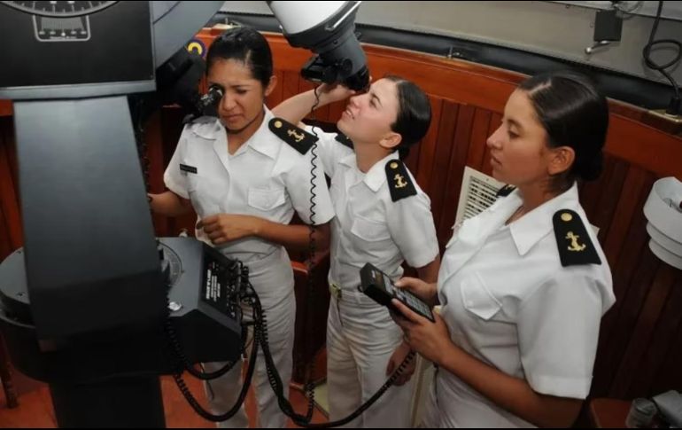 El 1 de junio se festeja a los marinos en México. ESPECIAL