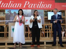 Tras el corte de listón, los funcionarios prepararon un recorrido donde fueron acompañados por diferentes medios de comunicación. EL INFORMADOR / A. Camacho