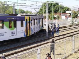 El accidente ocurrió a punto de llegar a la estación Periférico Sur, cuando un vagón se descarrilló. ESPECIAL
