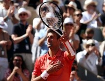 Djokovic hizo un gesto de querer abrazar a todos y escuchó los cánticos de su apodo en dos sílabas: 