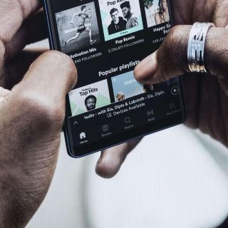 Spotify despedirá a 200 empleados de división de podcasts, el 2 % de su plantilla