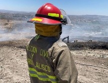 El gobernador de Jalisco informó que el incendio en el vertedero Los Laureles ya está confinado sin riesgo de propagación. ESPECIAL/PC Jalisco