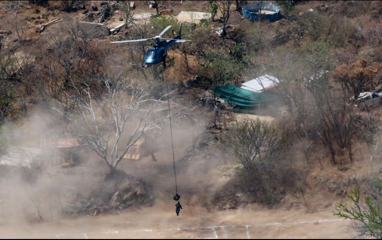 Del Mirador Potrero de la Barranca extrajeron al menos 50 bolsas con restos humanos y analizan si se trata de los 8 jóvenes desaparecidos. EL INFORMADOR/ A. Navarro