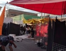 Las personas heridas en el tianguis fueron atendidas; dos están delicadas de salud. ESPECIAL