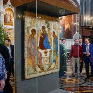 Por qué Putin decidió exhibir en la catedral de Moscú una histórica y frágil pintura religiosa