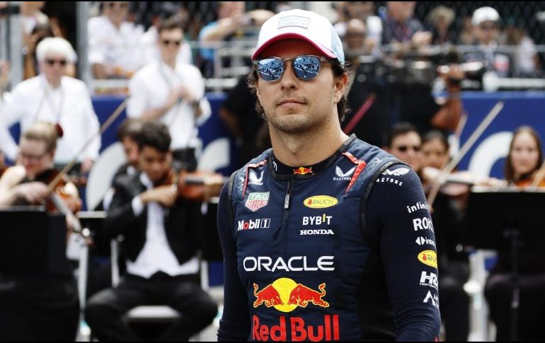 Al mexicano se le preguntó si su primogénito, Sergio Pérez Jr. seguiría sus pasos y se convertiría en piloto de la F1. AFP / ARCHIVO