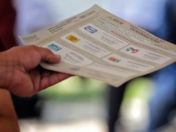 El voto electrónico y en papel estuvo presente en el Estado de México; en Coahuila sólo puso realizarse en papel, de la forma tradicional. SUN/F. Rojas
