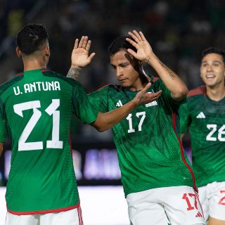 De la Rosa, feliz por su debut goleador con el Tri