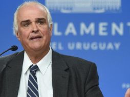 Gustavo Penadés pasó de ser una figura clave del gobierno uruguayo en el Senado a enfrentar ocho denuncias de abuso sexual de adolescentes. AFP