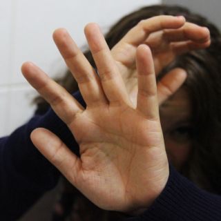 Joven pide transporte por aplicación, la llevan a motel y la violan en Sinaloa