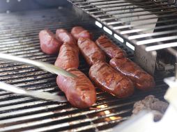 El chorizo tiene ingredientes nutritivos, pero también un exceso de condimentos y nitrato de potasio. EL INFORMADOR/ARCHIVO