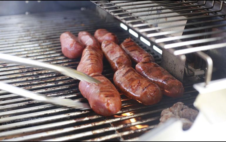 El chorizo tiene ingredientes nutritivos, pero también un exceso de condimentos y nitrato de potasio. EL INFORMADOR/ARCHIVO