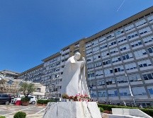 El Papa Francisco fue internado en el Gemelli el miércoles para su segunda operación abdominal importante en dos años. EFE/G. Lami