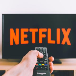 Las 10 mejores series y películas de hoy en Netflix que no puedes dejar pasar