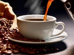 A pesar de los beneficios asociados con esta bebida, también existe un lado perjudicial para la salud en su consumo. EL INFORMADOR/ Archivo