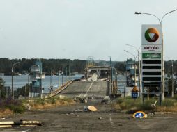 Devastación en Ucrania tras la inundación. AP
