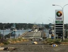 Devastación en Ucrania tras la inundación. AP