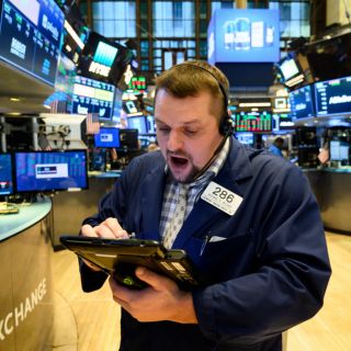 Wall Street abre en verde, en camino a una nueva semana de ganancias