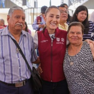 Claudia Sheinbaum entrega la unidad habitacional afectada por el sismo de 2017