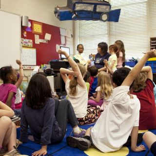 Casi uno de cada 10 niños son sometidos al trabajo en el mundo, alerta la OIT