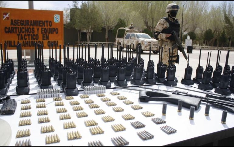 Del armamento asegurado, 70% es de fabricación estadounidense, dijo el titular de Sedena. ESPECIAL