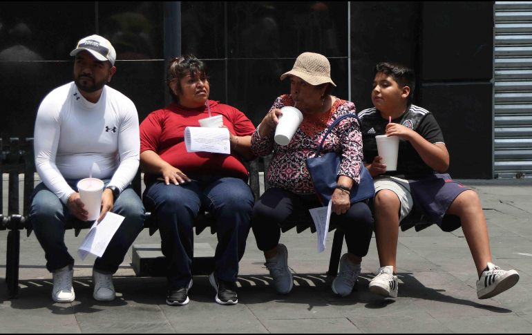 Durante el clima caluroso es importante evitar el consumo de cafeína en los diversos productos que la contienen, como el café, las bebidas energéticas y los refrescos. SUN / C. Mejía