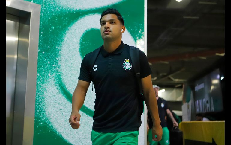 Cuando Eduardo Aguirre llegó a la Ciudad de México dijo que estaba sano, que sus lesiones habían quedado atrás. IMAGO7