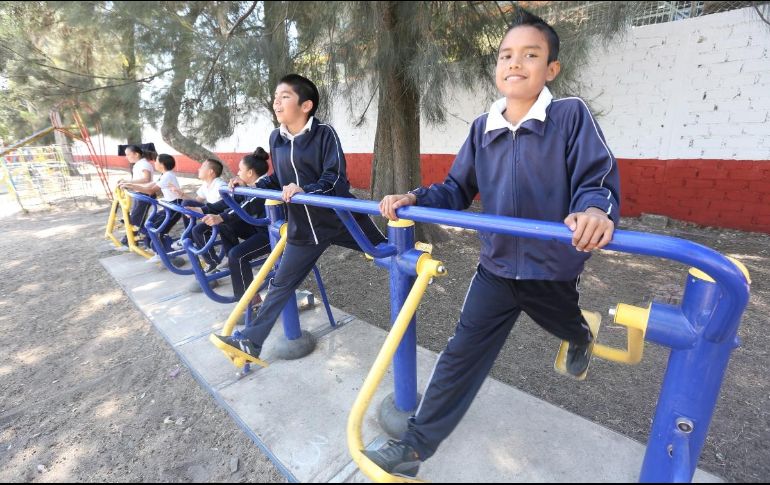 Los estudiantes no tomarán clase de Educación Física abajo del sol. ARCHIVO