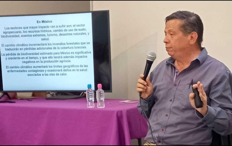 El periodista Agustín del Castillo dijo que el gasto ambiental permanece como una de las prioridades más bajas del gasto público. ESPECIAL