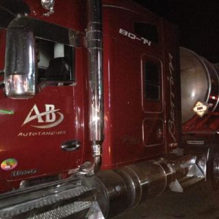 Policías aseguran más de 60 mil litros de diesel en Lagos de Moreno
