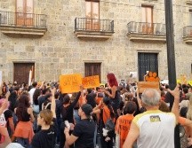 Los colectivos marcharon para pedir justicia por los más casi 50 perros que fueron asesinados en Tala y para que se mejoren las leyes a favor de los animales. EL INFORMADOR