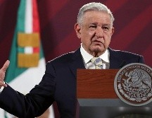 Entre las iniciativas de López Obrador está una para reformar el artículo 4 constitucional, en varios aspectos, como el de las pensiones, y a partir de qué edad se entregan a los adultos mayores. EFE / S. Gutiérrez