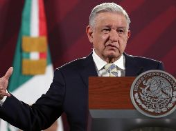 Entre las iniciativas de López Obrador está una para reformar el artículo 4 constitucional, en varios aspectos, como el de las pensiones, y a partir de qué edad se entregan a los adultos mayores. EFE / S. Gutiérrez