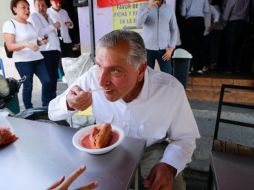 El ex secretario de Gobernación y aspirante a la candidatura de Morena a la Presidencia, Adán Augusto López, llegó por una torta ahogada. EL INFORMADOR/ C. Zepeda