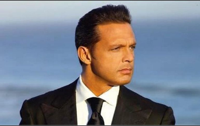 La oportunidad de ver al Sol en Guadalajara tiene pendientes a todos sus fans, por lo que adquirir un lugar en su concierto es quizá la situación más compleja de conseguir en estos momentos. INSTAGRAM / luismiguel