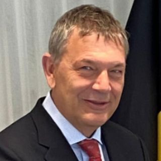 Jefe de agencia de ONU acusa escasez de fondos para refugiados palestinos