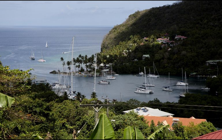 El Centro Nacional de Huracanes de Estados Unidos emitió recomendaciones de vigilancia de tormenta tropical para Barbados, Dominica, Martinica y Santa Lucía. EFE / ARCHIVO