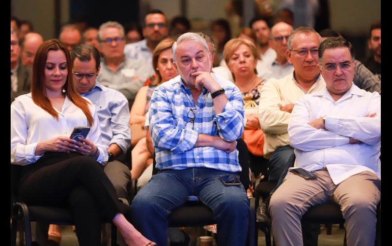 Durante este evento, al que asistieron alrededor de 400 invitados, diversas personalidades expusieron diferentes problemáticas en el estado y el país para generar propuestas de política pública a los futuros candidatos. EL INFORMADOR / C. Zepeda