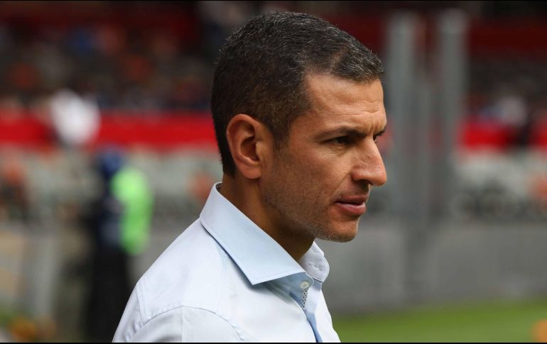Se presentó formalmente ante el grupo de seleccionados en el hotel de concentración, a Jaime Lozano como director técnico interino del Tricolor de cara a la Copa Oro. SUN / ARCHIVO