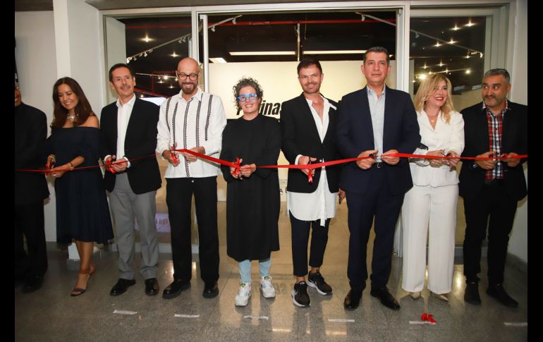 Corte de listón. GENTE BIEN JALISCO/ Antonio Martínez