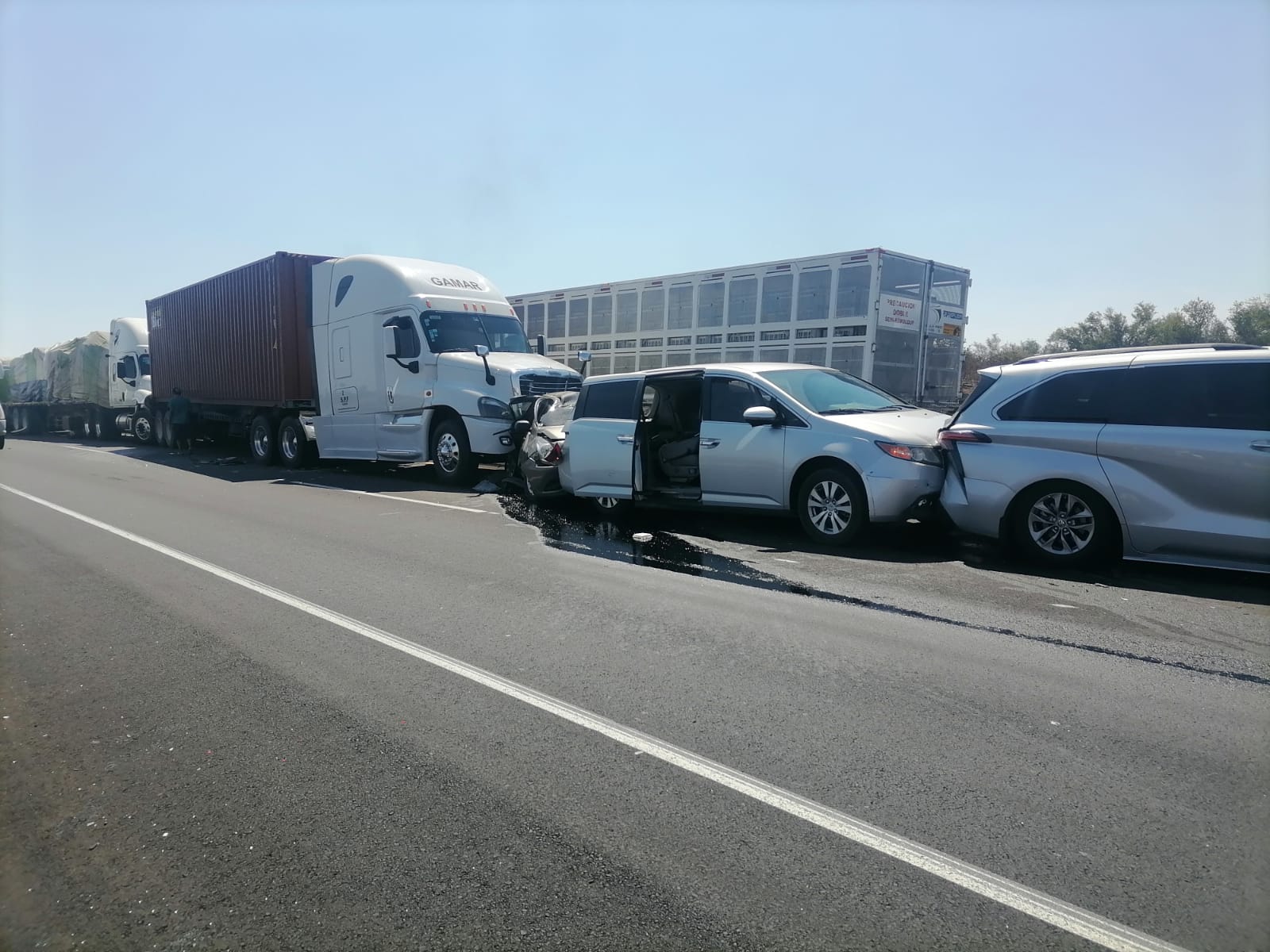 Reportan nuevo accidente con tráileres en autopista a Lagos