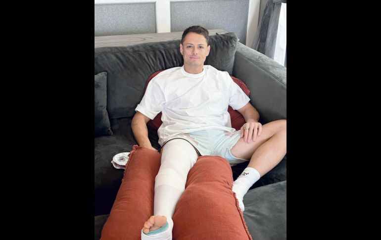 Dentro de poco, Javier Hernández comenzará con su rehabilitación. ESPECIAL