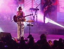 LEÓN LARREGUI SIGUE CONQUISTANDO AL PÚBLICO CON SU ESTILO / FOTO: CLAUDIO JIMENO PARA GENTE BIEN