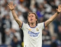 Luka Modric, de 37 años, pactó una renovación hasta el final de la campaña 2023-2024, similar al acuerdo que los merengues alcanzaron con Toni Kroos la semana pasada. AFP / ARCHIVO