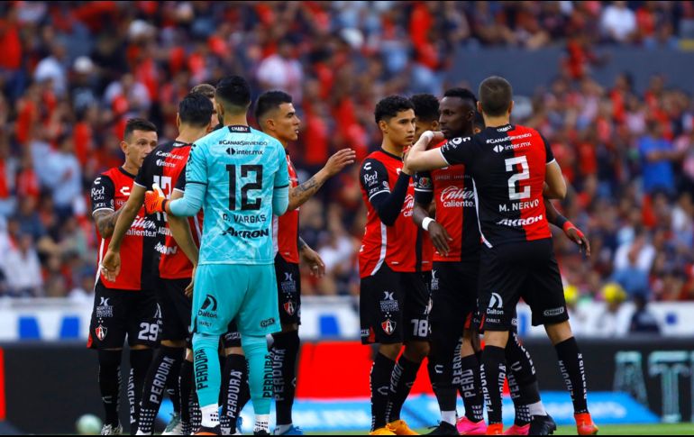 El timonel Benjamín Mora tiene ya un plantel rico en juego ofensivo que buscará hacerle daño al rival. IMAGO7/Archivo