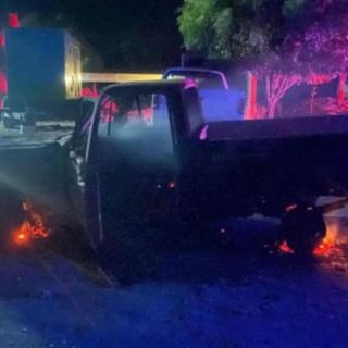 Ataques con drones 'explosivos' dejan un muerto y autos incendiados en Michoacán