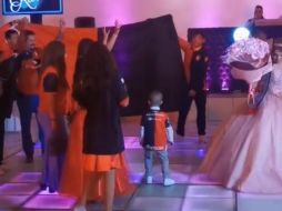 Karol fetejó sus XV años de una manera muy peculiar. ESPECIAL