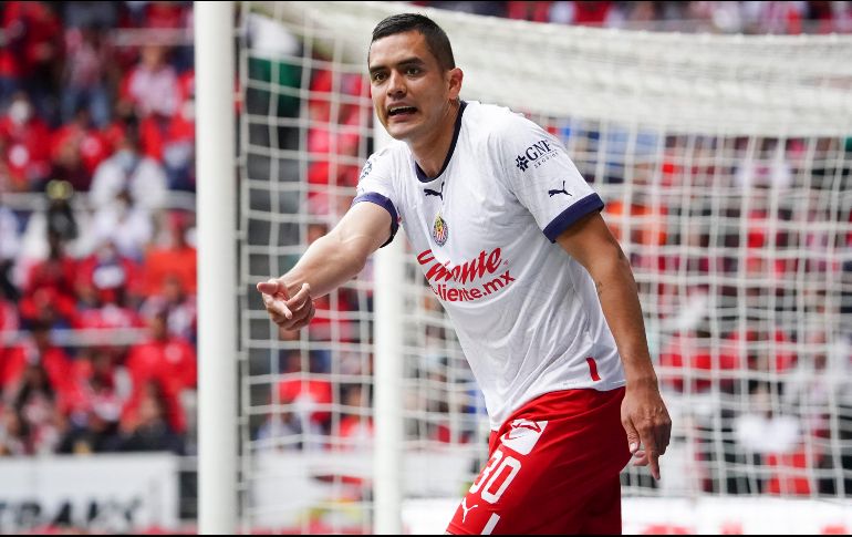 De un proceso a otro, Sergio Flores pasó de ser titular con Chivas a salir del equipo para irse al Mazatlán. IMAGO7