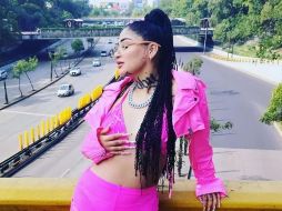Yulissa Mendoza En sus redes sociales comparte sus canciones y algunos eventos que realiza. SUN